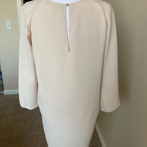 Simple Dress - Picture 2 of 2